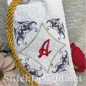 AE041 Monogram