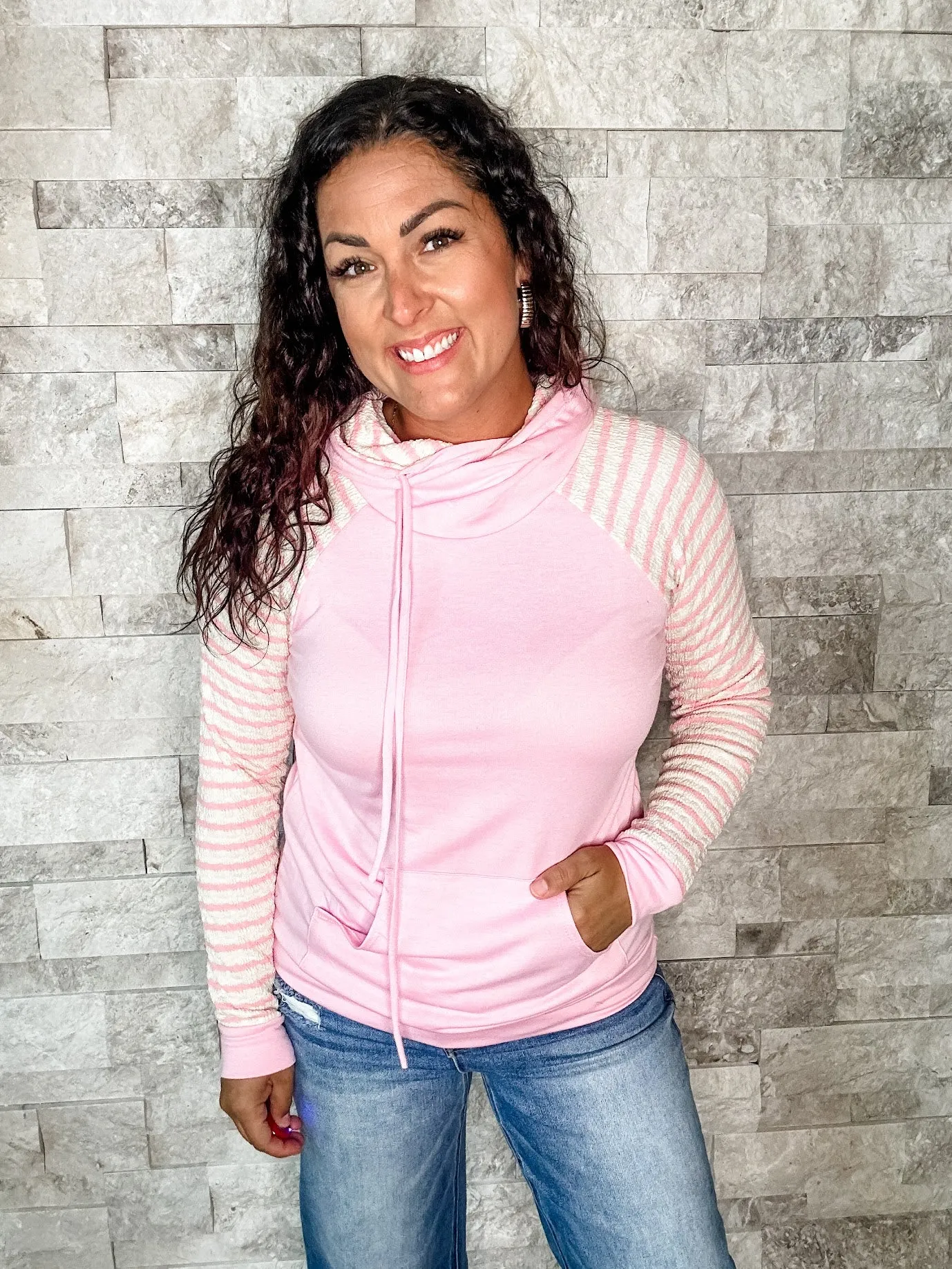 Destination Dreaming Top in Pink (S-XL)