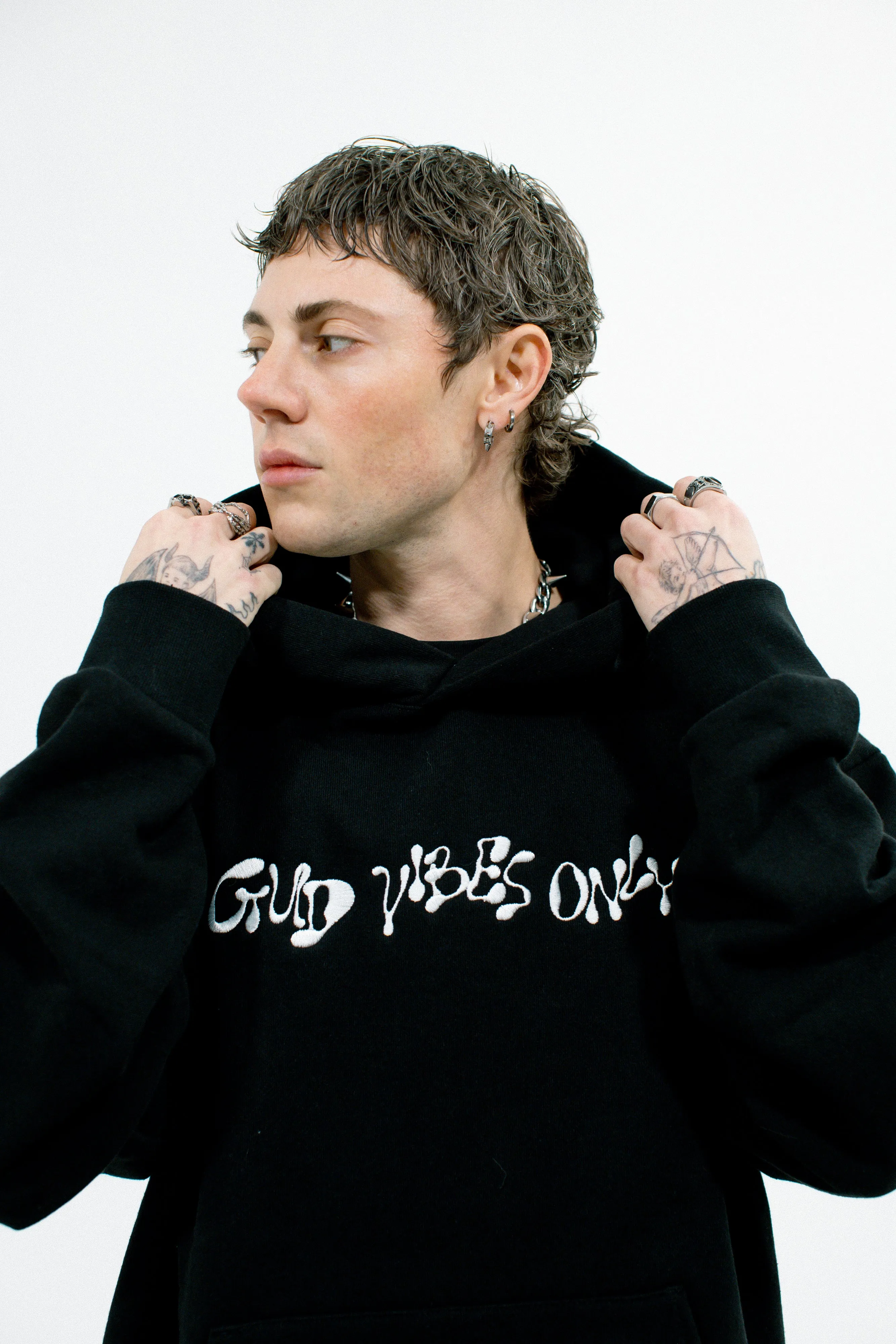 GUD VIBES ONLY HOODIE