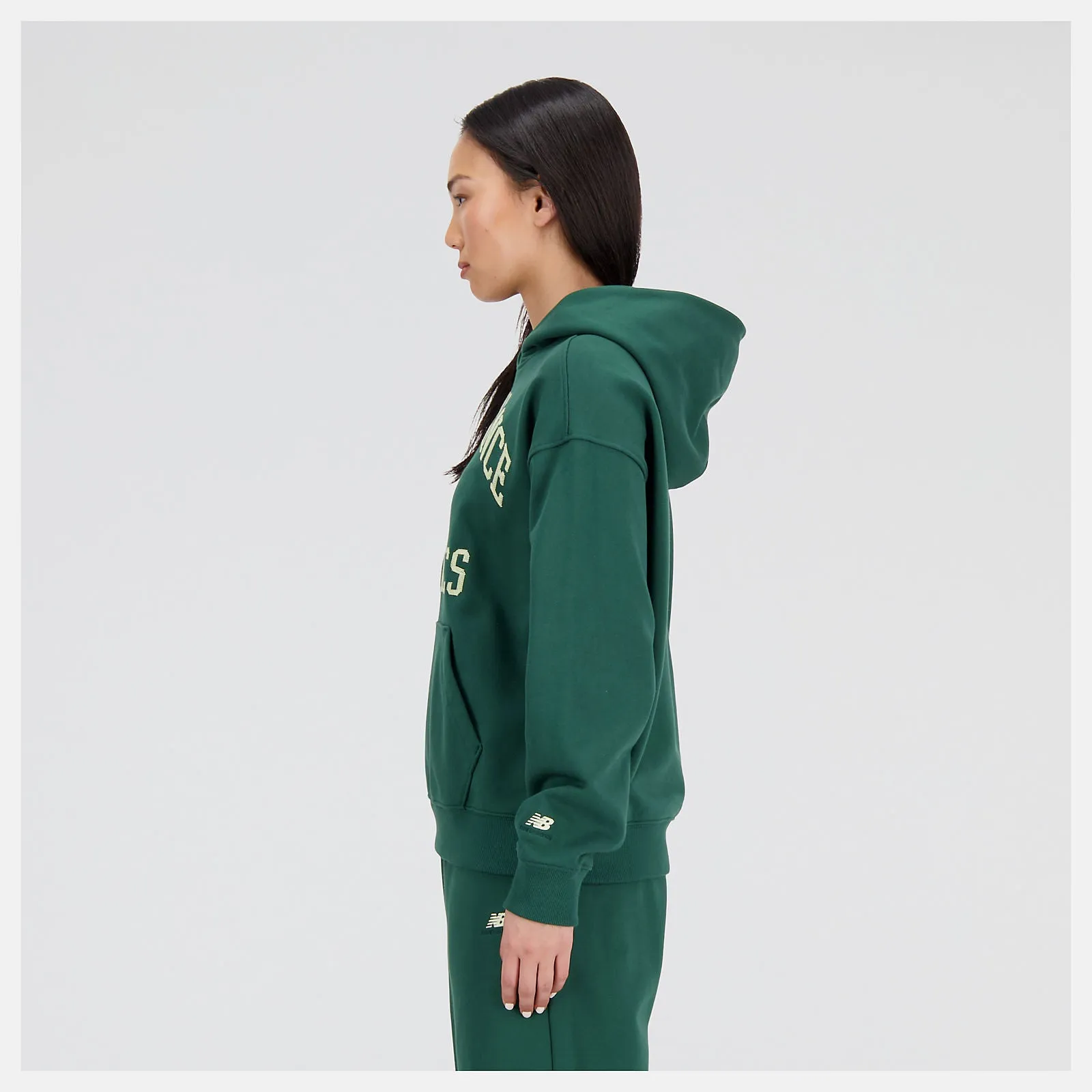 NEW BALANCE ATHLETICS VARSITY OVERSIZED FLEECE HOODIE