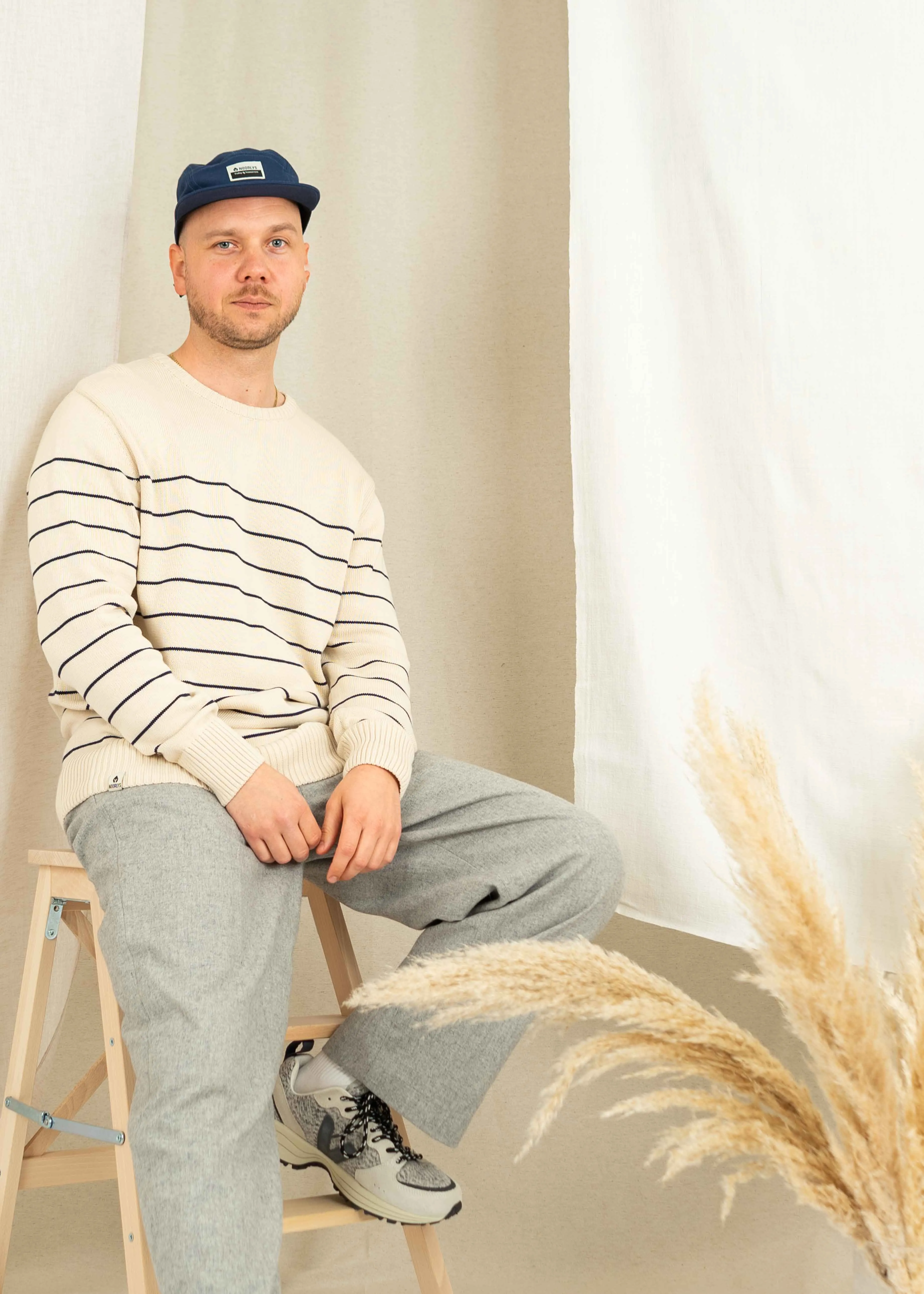 Strickpullover BÖÖT Beige-Navy-Striped