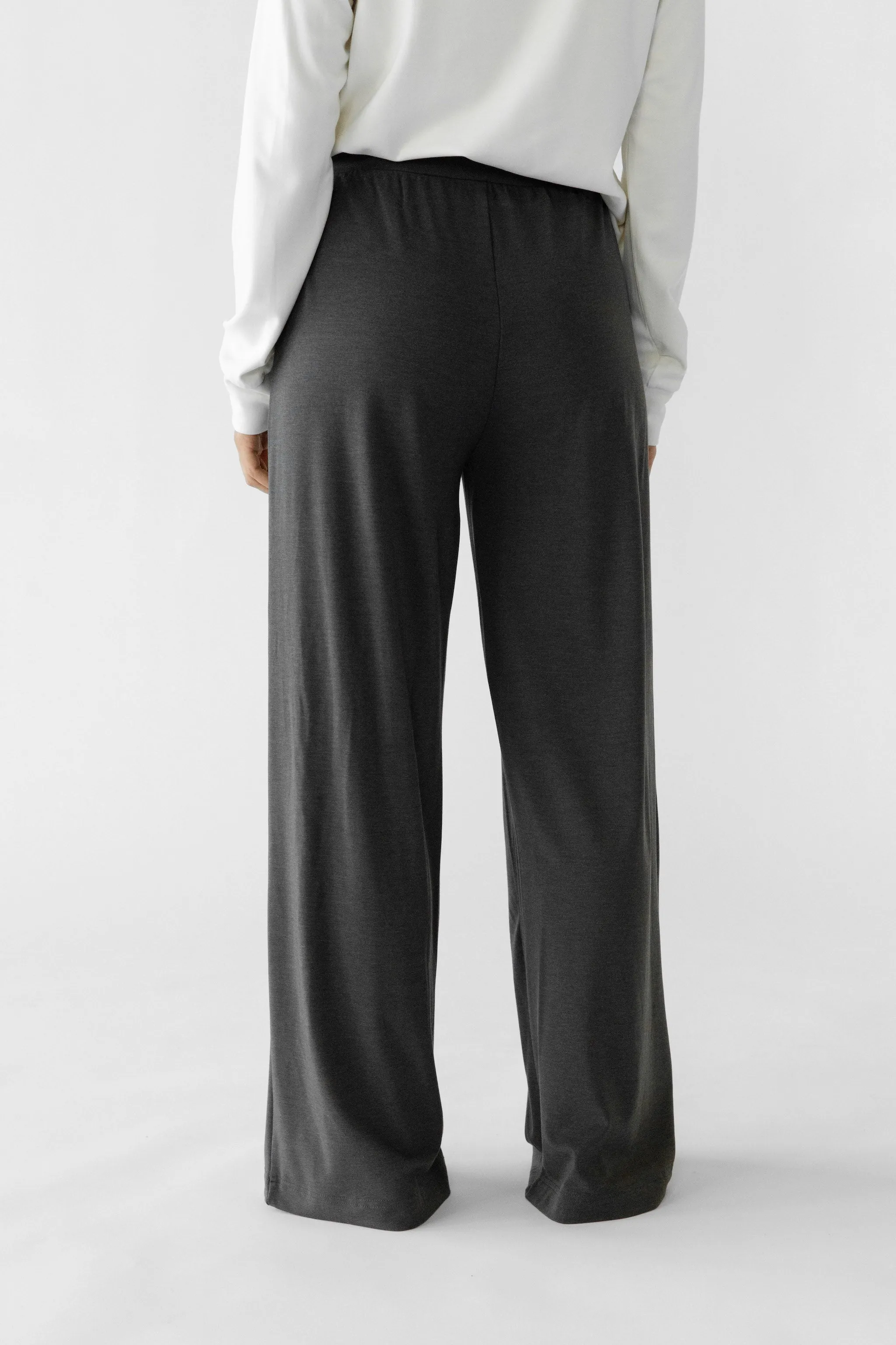 Women's Ultra-Soft Bamboo Wide Leg Patch Pocket Pant